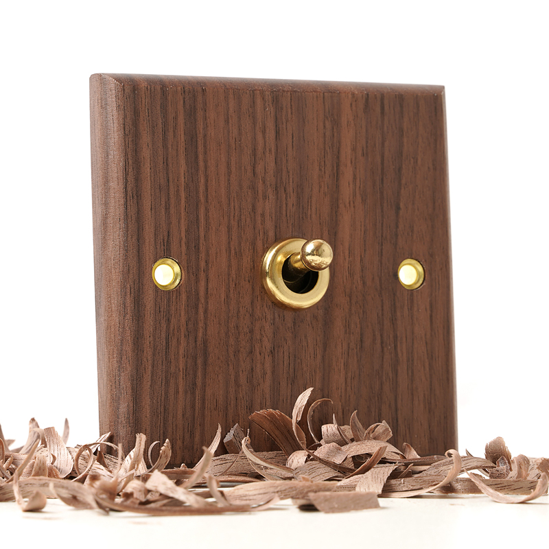 Interruttore a Leva in Ottone  - Home Improvement Uk recensione e prezzo